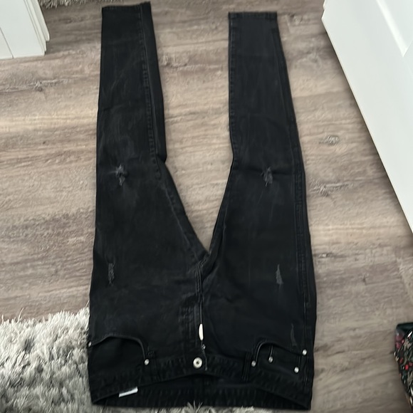 Represent black denims - Picture 10 of 11